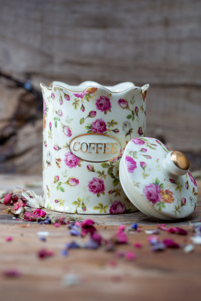 כלי קפה פרחוני קלאסי