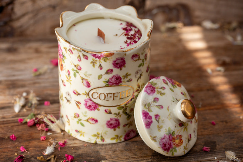 כלי קפה פרחוני קלאסי