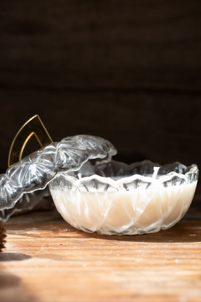 קופסאת תכשיטים עם מכסה פליז