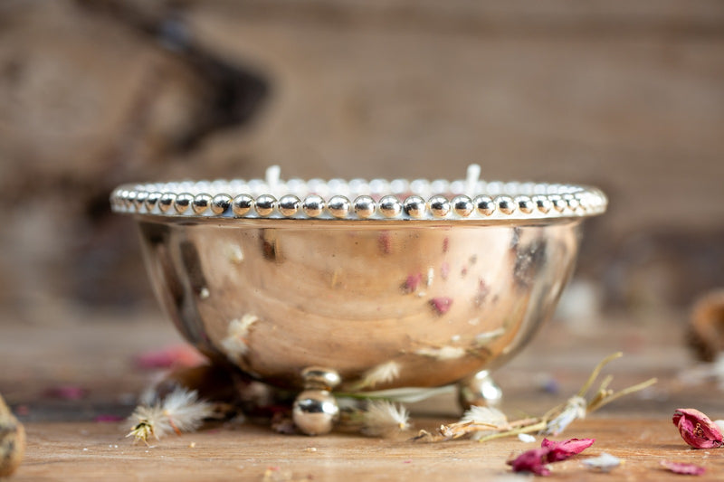 קערת מתכת וינטג’ קלאסית