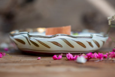 קערית זכוכית מסולסלת