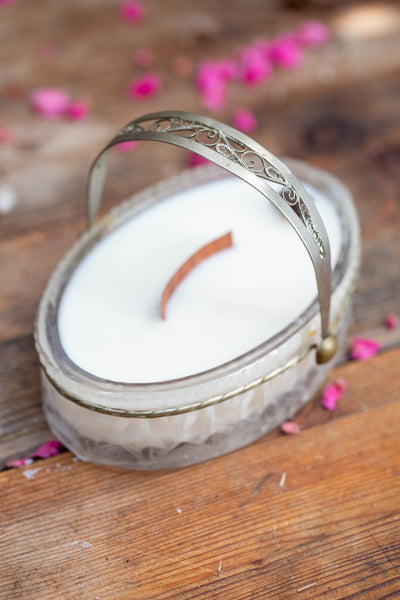 נר ריחני בכלי נשיאה עם ידית