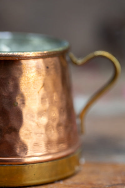 כלי שתייה עשוי נחושת