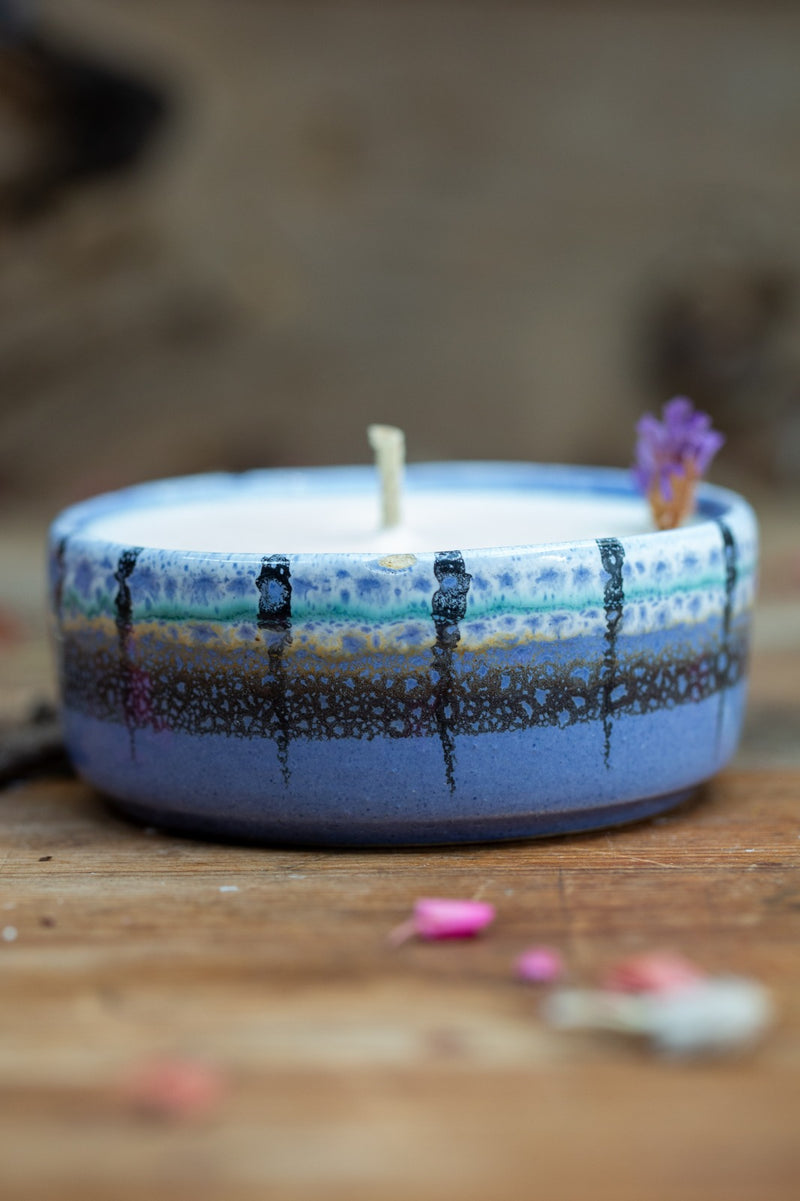 נר בכלי סגלגל תוצרת קרנת