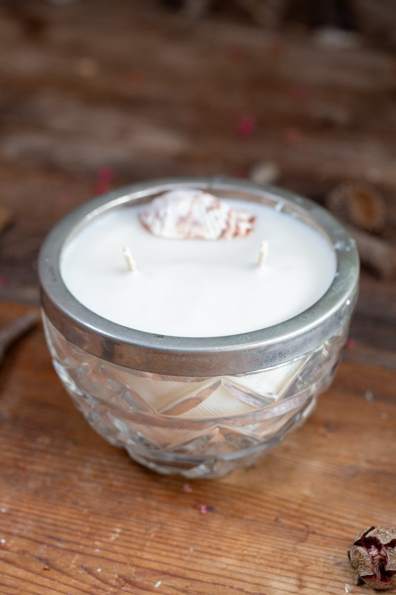 קערת זכוכית וינטג’  עם טבעת מתכת כסופה