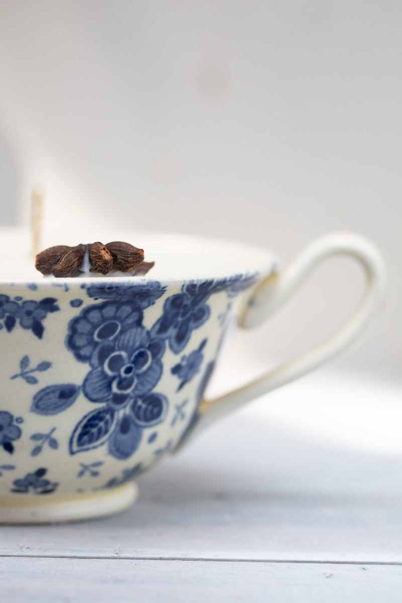 ספל פורצלן וינטג&