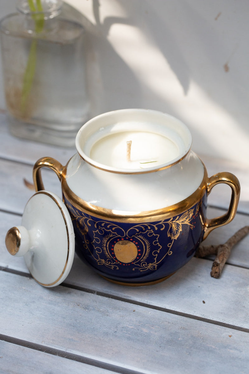 כלי פורצלן סובייטי משנות ה- 60