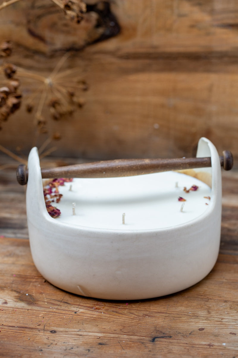 קערת קרמיקה נדירה של בית היוצר