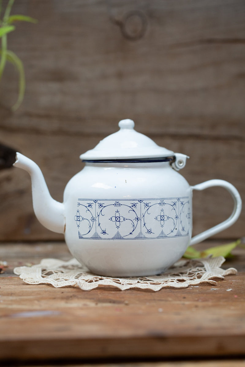 קומקום אמייל וינטג&