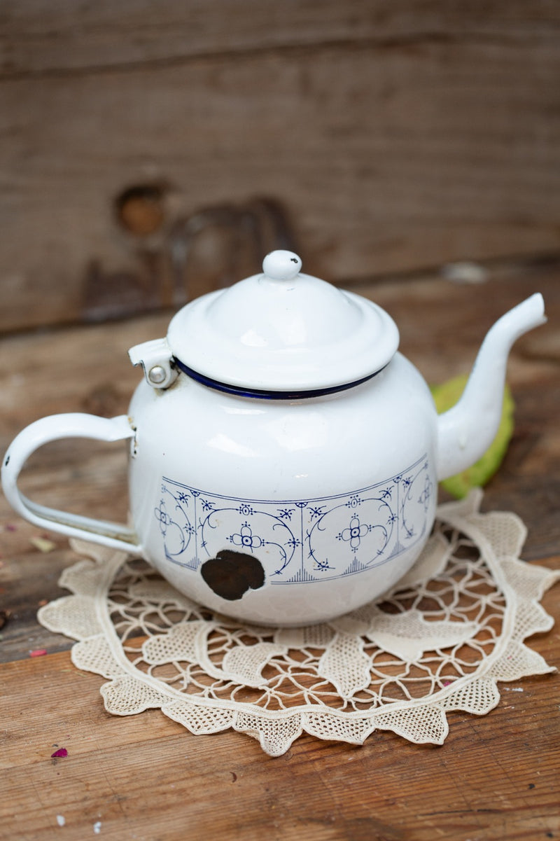 קומקום אמייל וינטג&